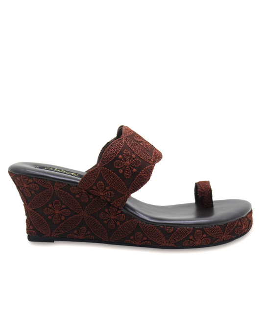 Brown Thread Work Wedges