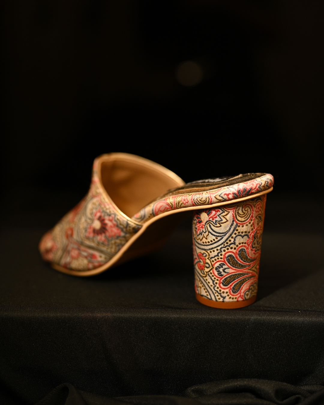 Colourful Brocade Ethnic Mules With Round Heel