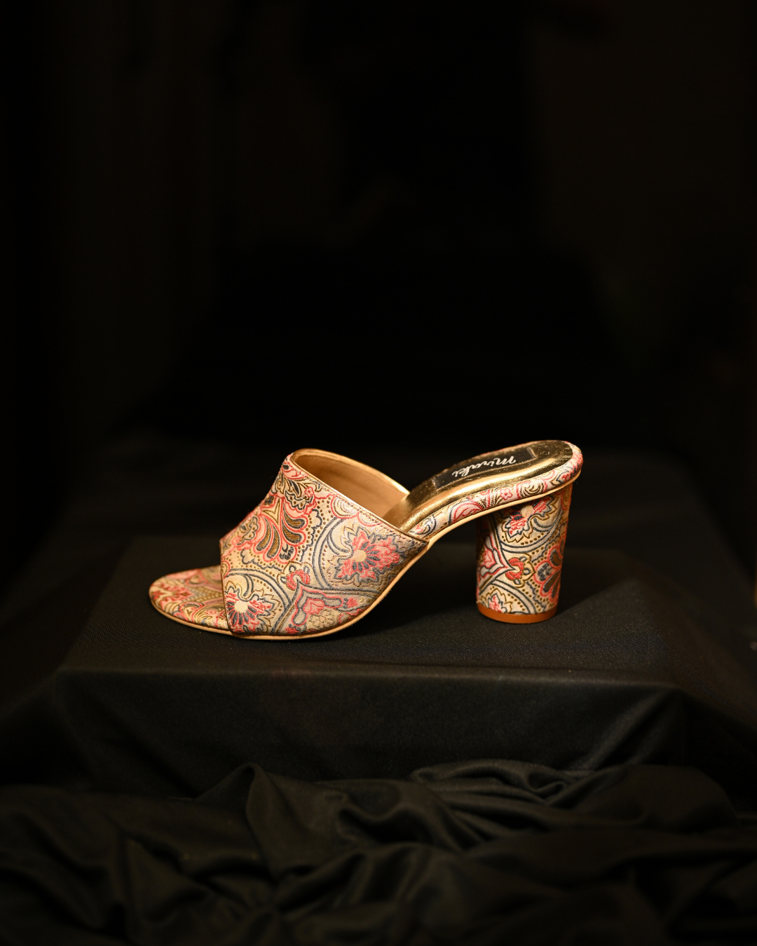 Colourful Brocade Ethnic Mules With Round Heel