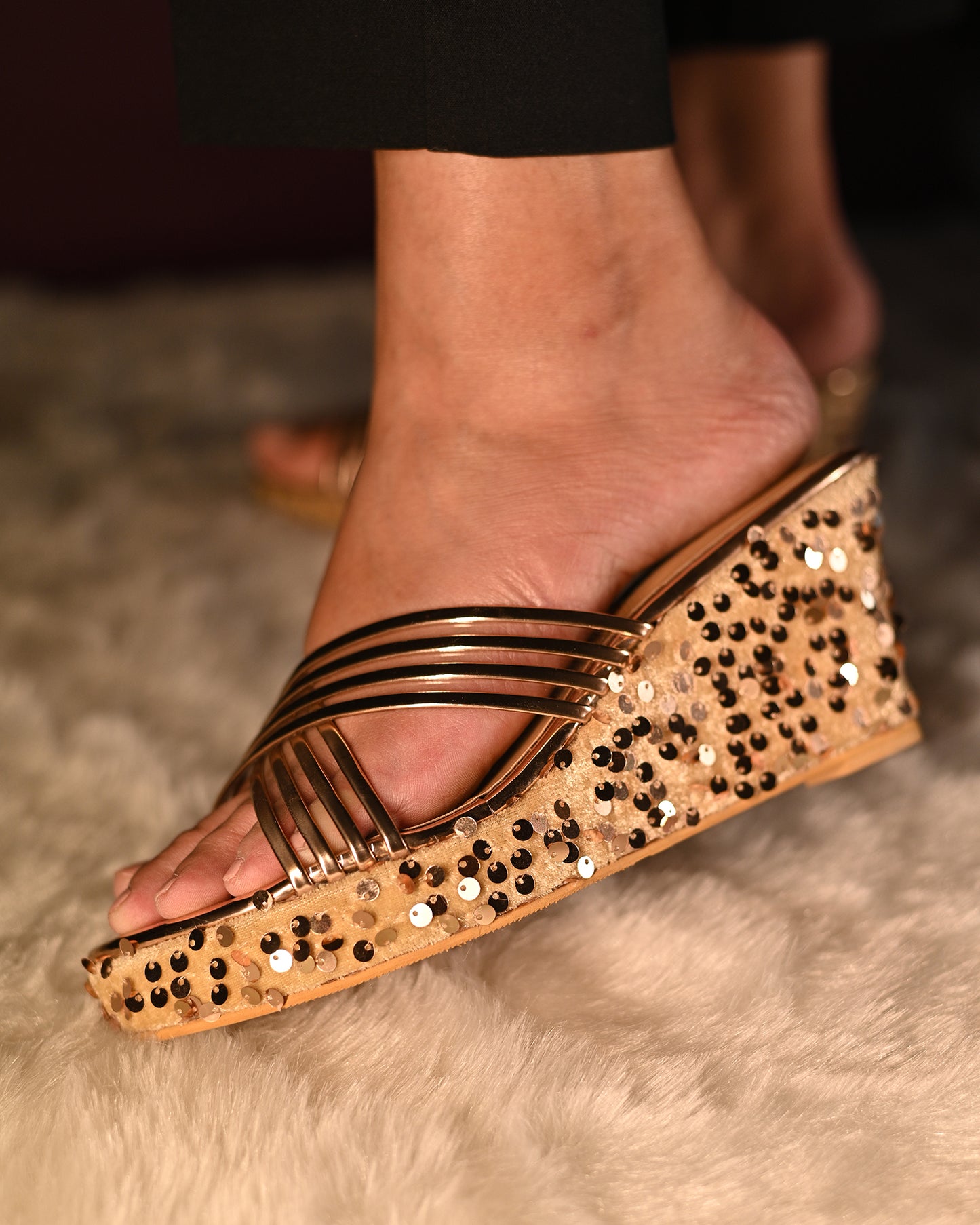 Cross Strap Metallic Sequins Wedges