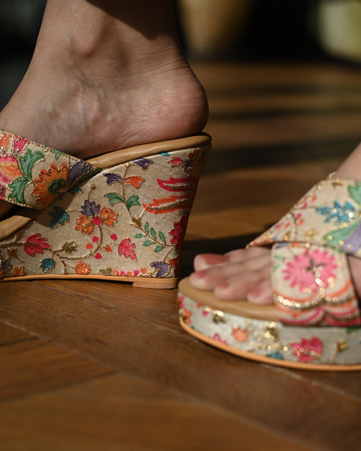 Floral Print Cross Strap Wedge