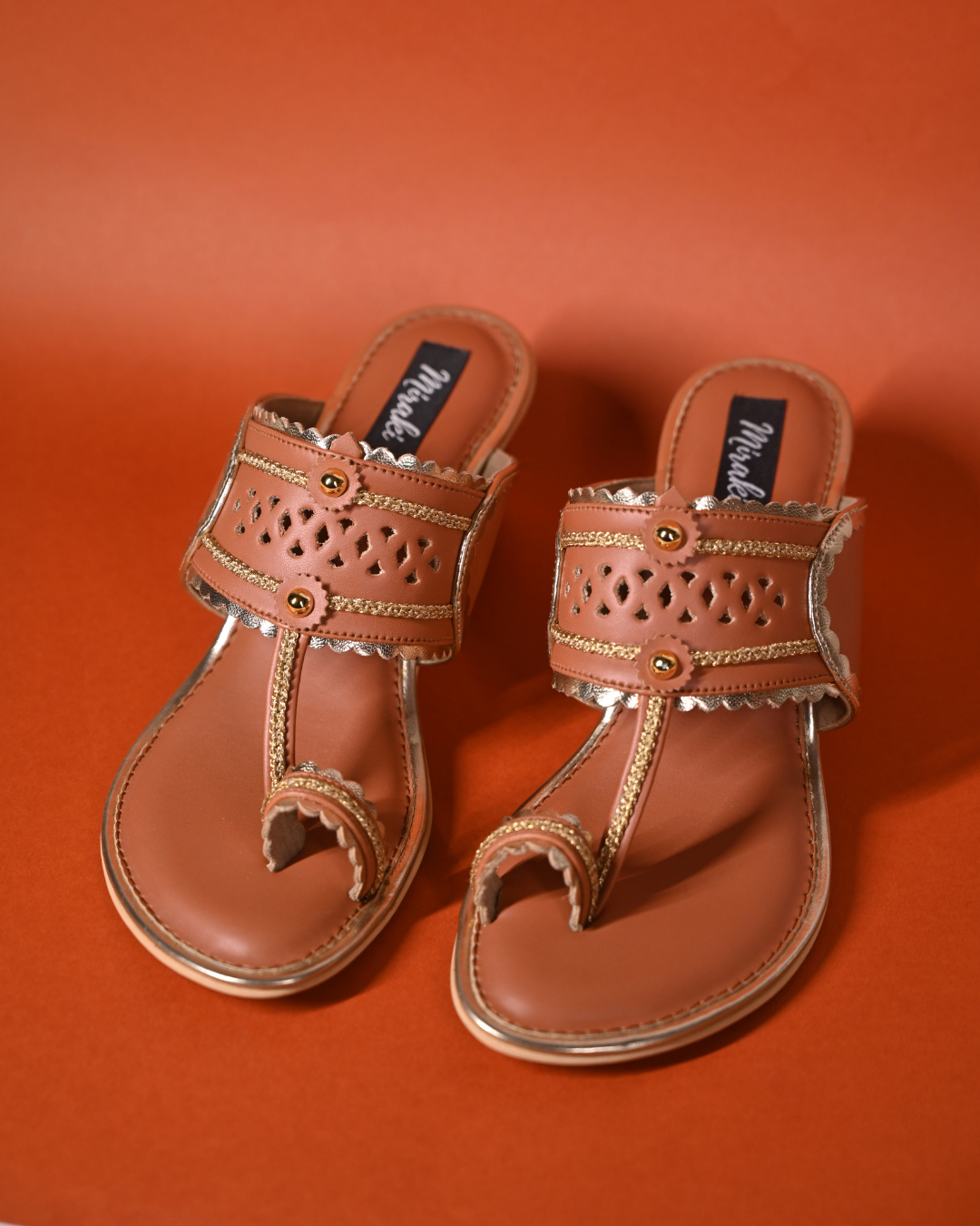 Tan Kolhapuri With Antique Gold Detailing