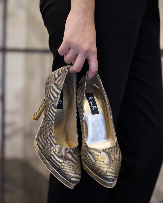 Brocade Black And Gold Pumps