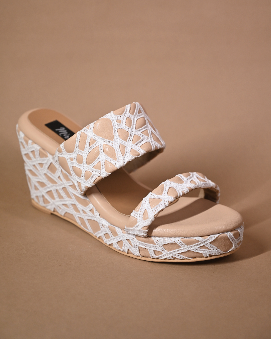 Cushioned Nude Web Wedges