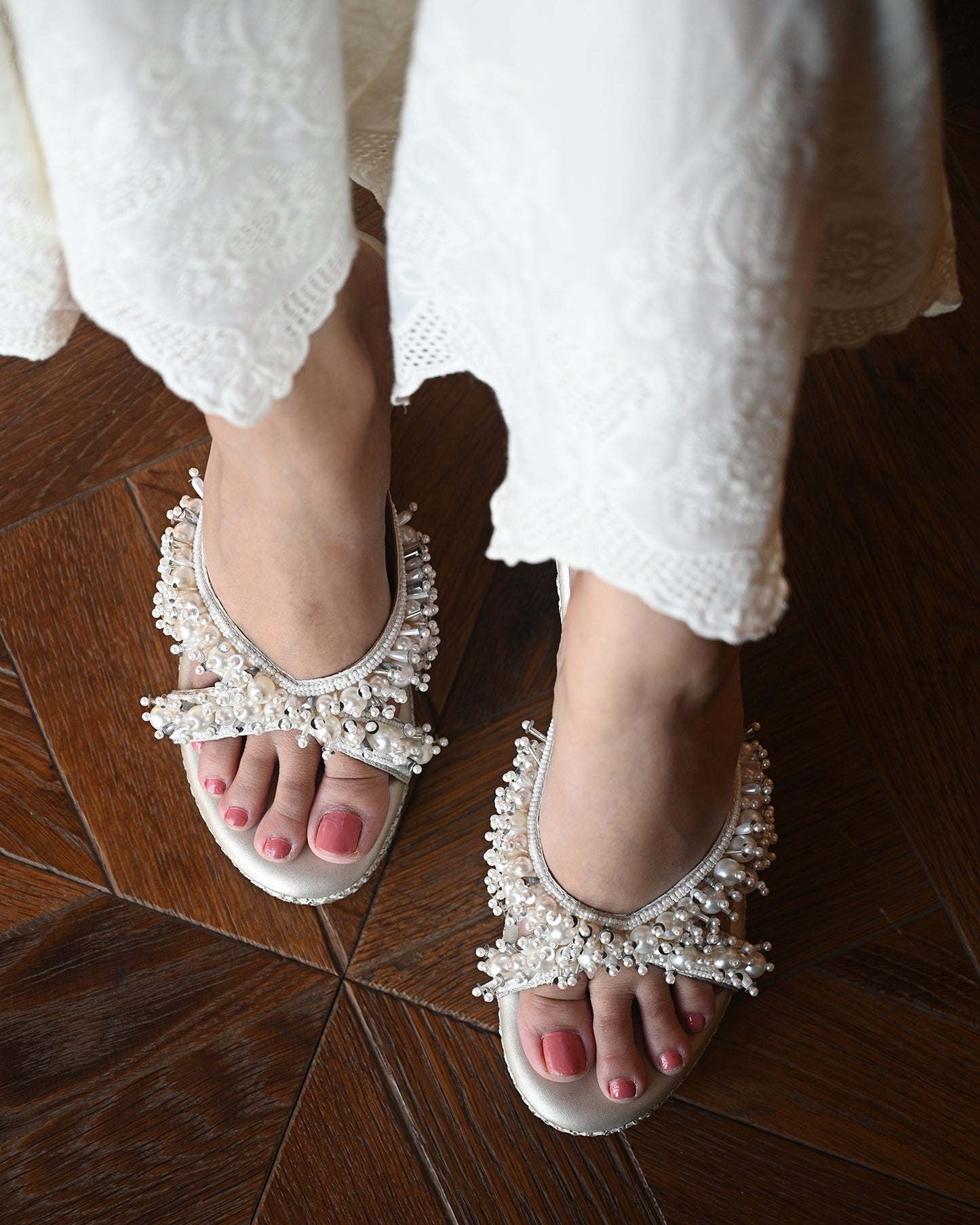 White Handwork Wedges With Beads And Pearls